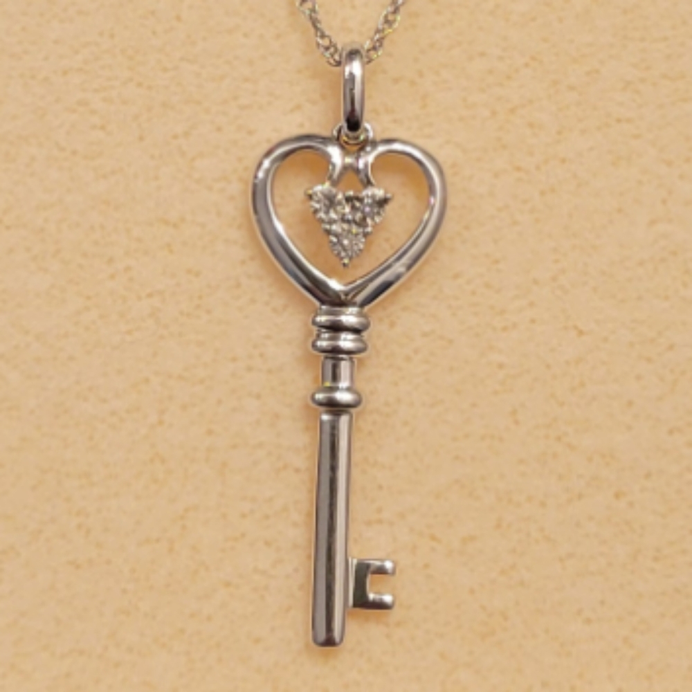 Kay Jewelers Key To My Heart Diamond Necklace